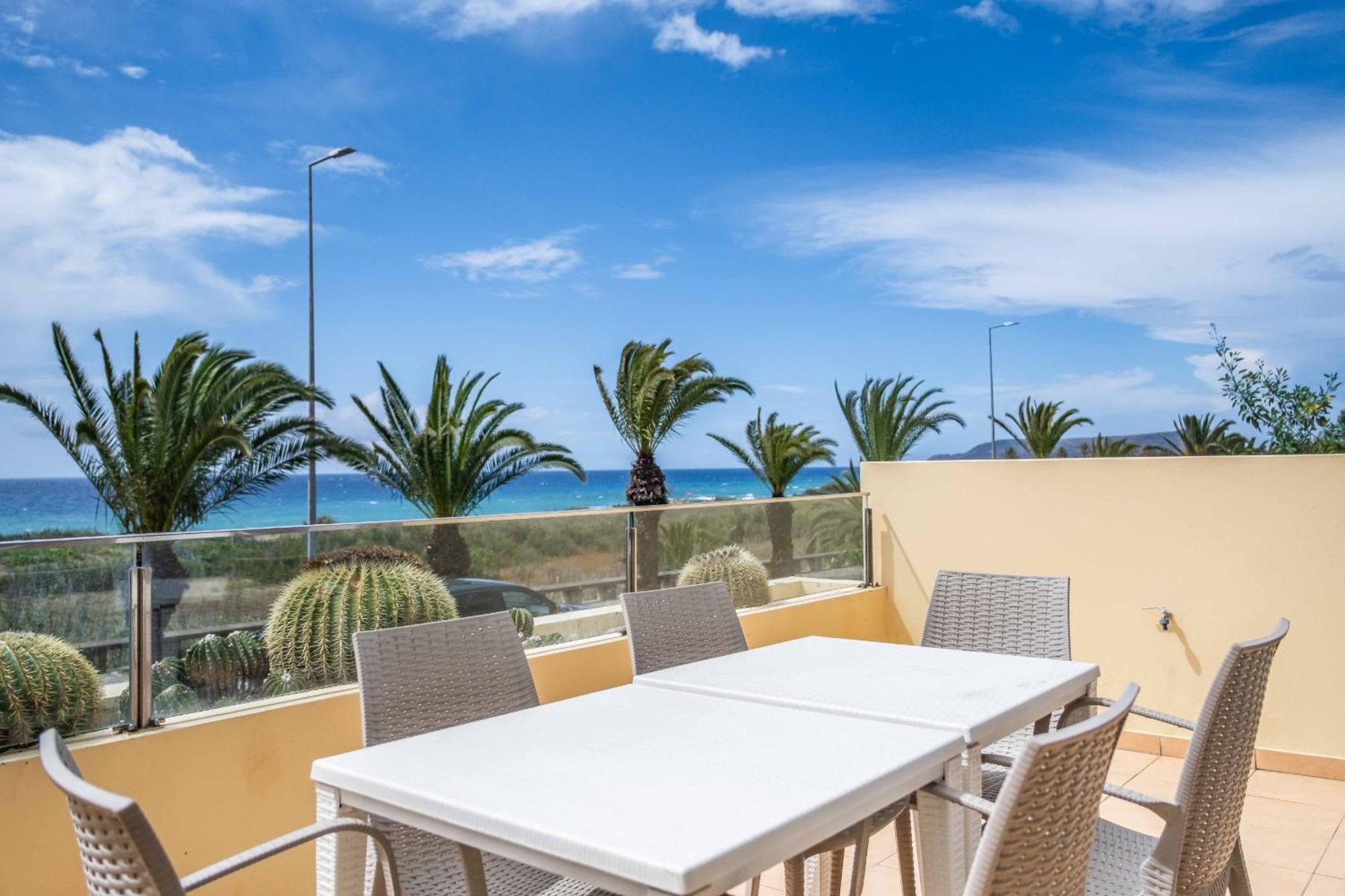 Casa Das Pedras Pretas - By Wehost Porto Santo Exterior photo